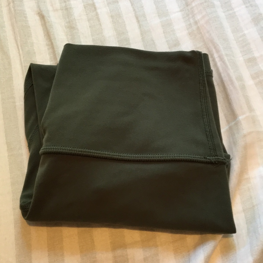 Green Cropped Lulus